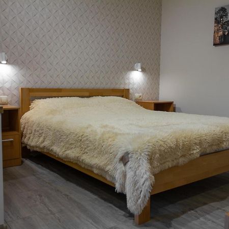 Уютная Vip-Студия В Центре. Winnica Zewnętrze zdjęcie
